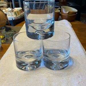 Vintage blown glasses set of 3 old fashion bubble base. Like new.heavy